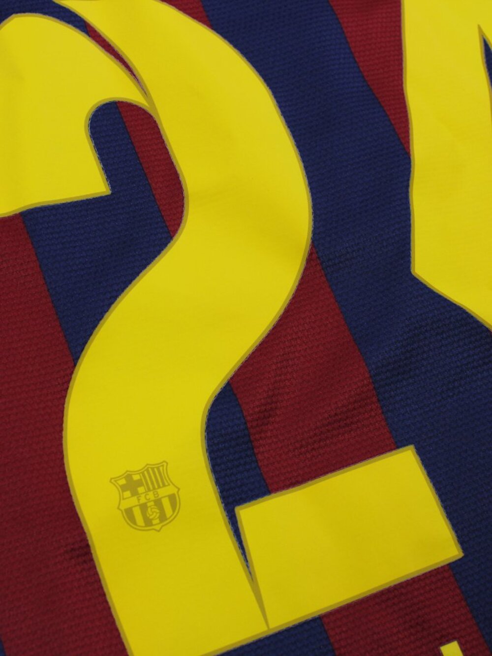 Nike FC Barcelona 2013/14 Jersey - Home - Nike Dri-Fit - Size M - Picture 10 of 12
